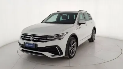 Usata VW Tiguan R-line 150 CV (110 kW) 2023 Bianco metallizzato SUV