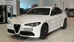 Alfa Nuova 2024 Alfa Romeo Giulia Veloce Tre volumi | 48.900 € (Buon prezzo)