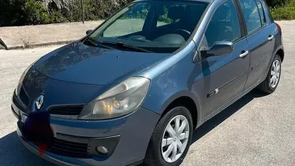 Usata Renault Clio II Dynamique 85 CV (62 kW) 2009 Blu Berlina