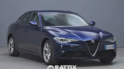 Usata Alfa Romeo Giulia Executive 160 CV (117 kW) 2020 Blu Berlina