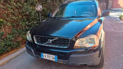 Usata Volvo XC90 185 CV (136 kW) 2004 Nero SUV