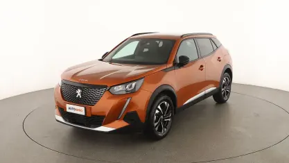 Usata Peugeot 2008 Allure 131 CV (96 kW) 2023 Arancio SUV