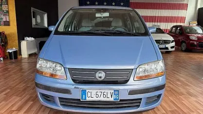 Azzurro Usata 2004 Fiat Idea Monovolume | 2300 € (Buon prezzo)