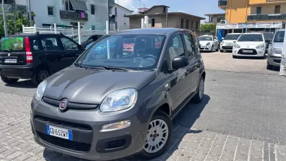 Usata Fiat Panda Easy 69 CV (50 kW) 2020 Grigio Utilitaria