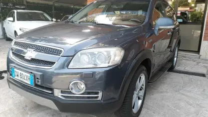 Usata Chevrolet Captiva Sport 150 CV (110 kW) 2009 Blu SUV