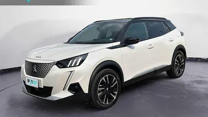 Bianco madreperla Usata 2020 Peugeot e-2008 GT SUV | 16.500 € (Buon prezzo)