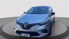 Grigio chiaro Usata 2022 Renault Clio V Intens Due volumi | 14.990 € (Buon prezzo)
