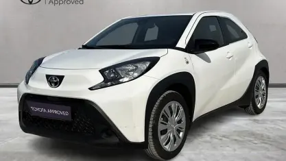 Usata Toyota Aygo X Active 72 CV (52 kW) 2024 Bianco SUV