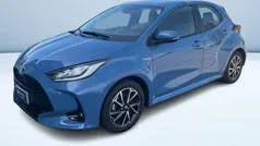 Nero metallizzato Usata 2021 Toyota Yaris Hybrid Trend Tre volumi | 16.100 € (Buon prezzo)