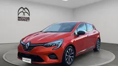 Usata 2023 Renault Clio V Techno Tre volumi | 17.700 € (Buon prezzo)