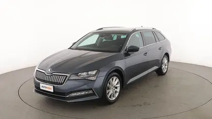Usata Skoda Superb Executive 218 CV (160 kW) 2020 Grigio
