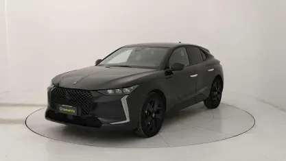 Begagnad DS Automobiles DS4 Performance 131 HK (96 kW) 2023 Svart SUV