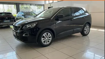 Usata Peugeot 3008 Business-Line 131 CV (96 kW) 2019 Nero SUV