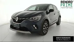 Blu scuro Usata 2022 Renault Captur Techno SUV | 15.490 € (Buon prezzo)