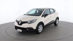 Usata 2015 Renault Captur Life SUV | 7899 € (Buon prezzo)