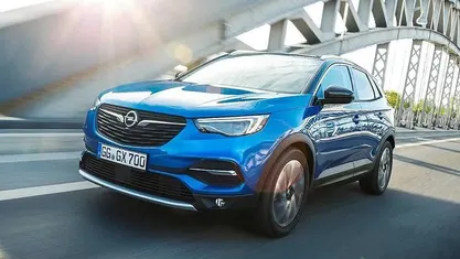 Usata Opel Grandland X S 120 CV (88 kW) 2018 Argento SUV