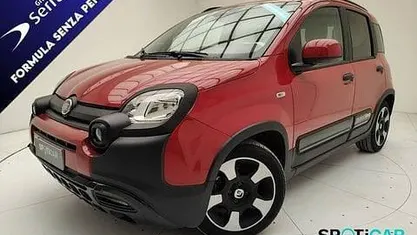 Begagnad Fiat Panda Cross 70 HK (51 kW) 2025 Röd Halvkombi