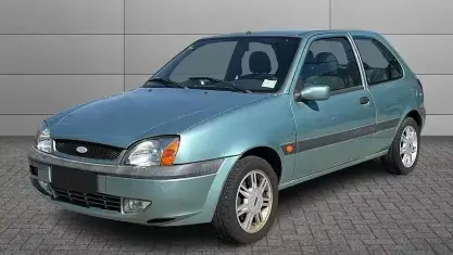 Usata Ford Fiesta Ghia 75 CV (55 kW) 2001 Azzurro Utilitaria