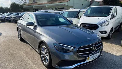 Usata Mercedes E220 Premium Plus 194 CV (142 kW) 2021 Berlina