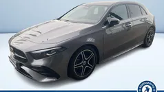 Grigio metallizzato Usata 2024 Mercedes A180 Advanced Plus Tre volumi | 35.000 € (Buon prezzo)