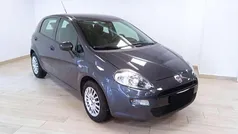 Grigio scuro Usata 2017 Fiat Punto Lounge Due volumi | 7900 € (Cara)
