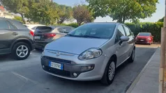 Grigio Usata 2010 Fiat Punto Active Due volumi | 2850 € (Buon prezzo)