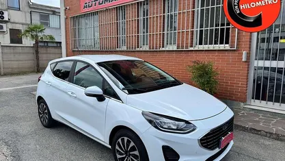 Bianco Usata 2024 Ford Fiesta Titanium Due volumi | 14.990 € (Buon prezzo)