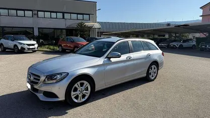 Usata Mercedes C200 Business 136 CV (100 kW) 2017 Argento Station wagon
