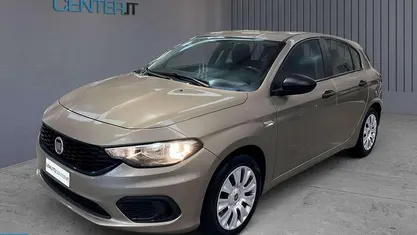 Beige Usata 2019 Fiat Tipo Street Tre volumi | 8500 € (Super prezzo)