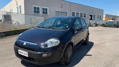 Usata Fiat Punto Evo 77 CV (56 kW) 2018 Bluazzurro Utilitaria