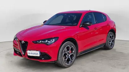 Gebraucht Alfa Romeo Stelvio Veloce 210 PS (154 kW) 2024 Rot SUV