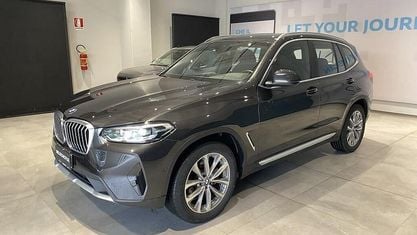 Käytetty BMW X3 Efficient Dynamics 150 HP (110 kW) 2022 Harmaa Katumaasturi