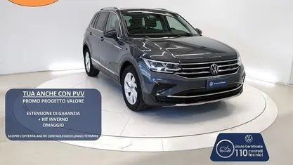Grigio scuro Usata 2022 VW Tiguan Elegance SUV | 30.300 € (Buon prezzo)