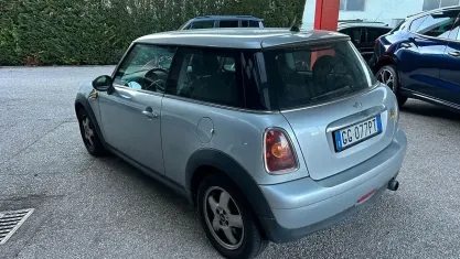 Usata Mini Cooper 95 CV (69 kW) 2007 Grigio Utilitaria