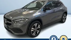 Grigio metallizzato Usata 2023 Mercedes GLA200 SUV | 34.500 € (Ottimo prezzo)