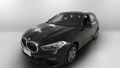 Black sapphire metallizzato Usata 2023 BMW 116 Advantage Due volumi | 23.500 € (Ottimo prezzo)