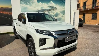 Usata Mitsubishi L200 150 CV (110 kW) 2022 Pick-up