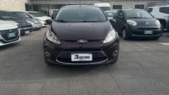 Usata 2011 Ford Fiesta Titanium Due volumi | 3990 € (Buon prezzo)