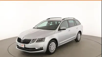 Usata Skoda Octavia Style 150 CV (110 kW) 2019 Argento Station wagon