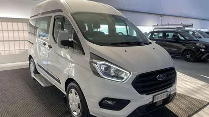 Bianco pastello Usata 2019 Ford Tourneo Custom Furgone | 28.950 € (Buon prezzo)