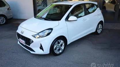 Usata Hyundai i10 Advanced 67 CV (49 kW) 2021 Bianco Utilitaria