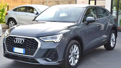 Grigio Usata 2021 Audi Q3 Sportback Business Plus SUV | 33.900 € (Buon prezzo)