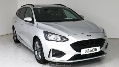 Usata Ford Focus ST-Line 163 CV (119 kW) 2020 Argento Station wagon