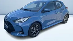 Nero metallizzato Usata 2021 Toyota Yaris Hybrid Trend Tre volumi | 15.100 € (Buon prezzo)
