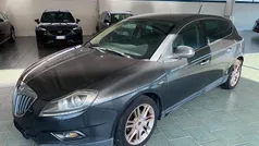 Marrone Usata 2010 Lancia Delta Due volumi | 2500 € (Buon prezzo)