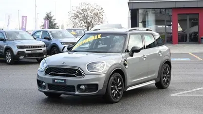 Grigio Usata 2018 Mini Cooper Countryman SUV | 16.900 € (Buon prezzo)
