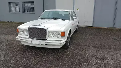 Usata Bentley Eight 200 CV (147 kW) 1986 Bianco Berlina