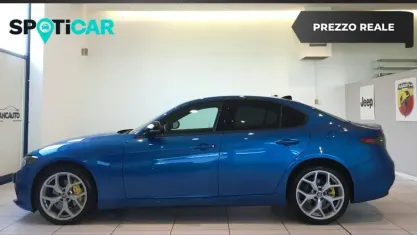 Usata Alfa Romeo Giulia Sprint 280 CV (205 kW) 2024 Blu/azzurro Berlina