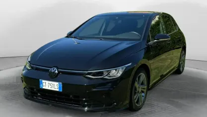 Usata VW Golf VIII R-line 131 CV (96 kW) 2024 Nero Berlina