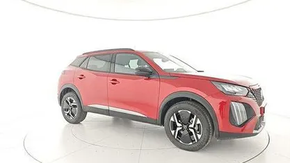 Usata Peugeot 2008 Allure 102 CV (75 kW) 2025 Rosso SUV